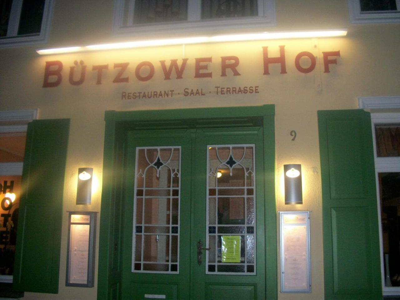 Hotel Buetzower Hof Екстериор снимка
