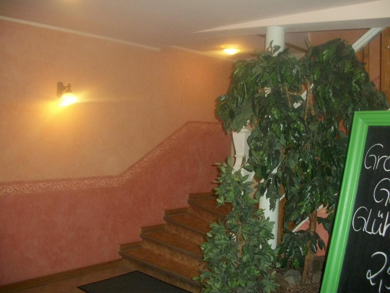 Hotel Buetzower Hof Екстериор снимка