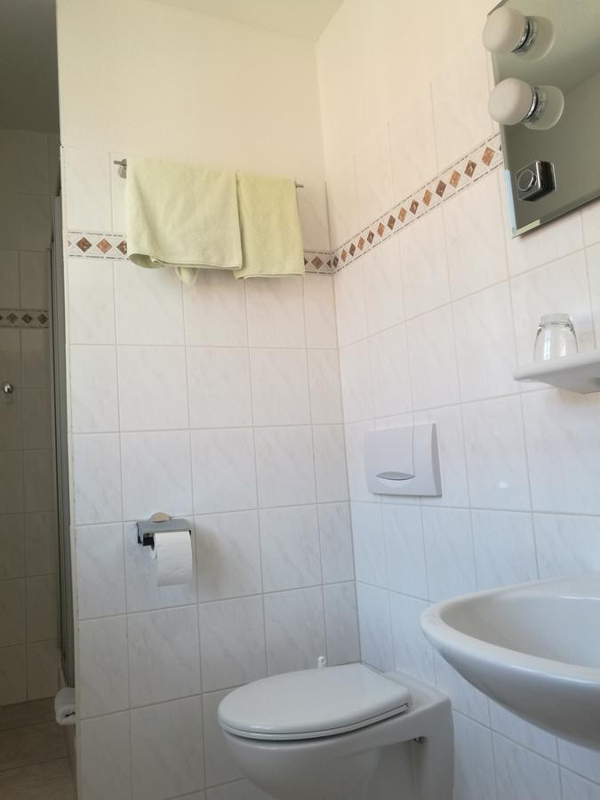 Hotel Buetzower Hof Екстериор снимка
